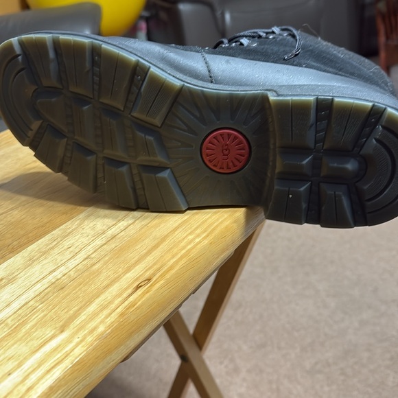 UGG Biltmore Hiker Men's Waterproof Lace Up Ankle Boots in Black Suede Size 11.5 - Picture 5 of 5